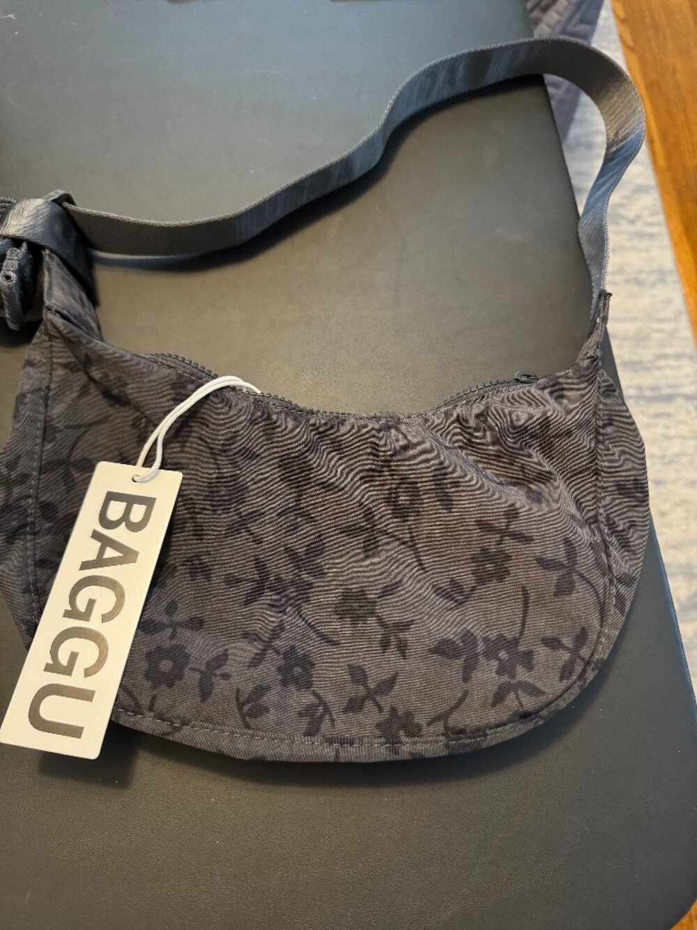 Baggu Small Crescent